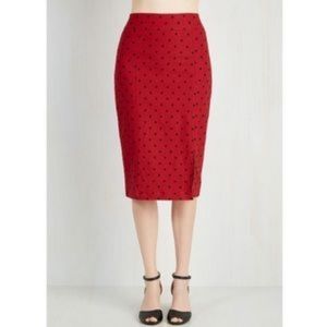 ✨BRAND NEW* 50s Diva Polkadot Pencil Skirt In Red